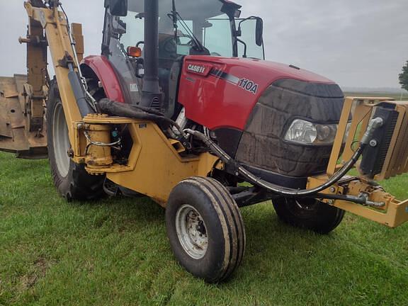 Image of Case IH Farmall 110A equipment image 1