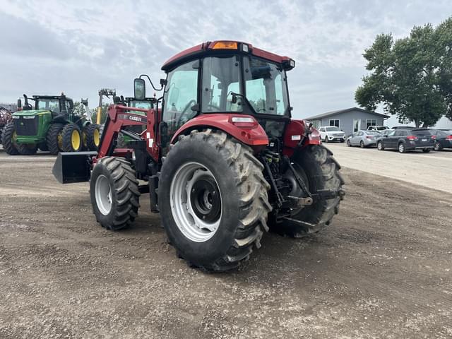Image of Case IH Farmall 115C equipment image 2