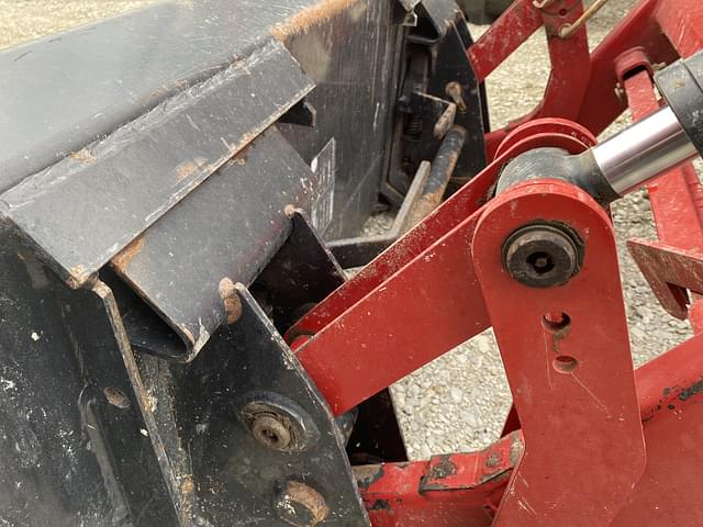 Image of Case IH Farmall 50C equipment image 3