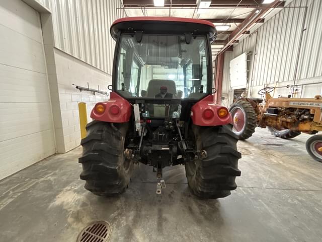 Image of Case IH Farmall 50C equipment image 3