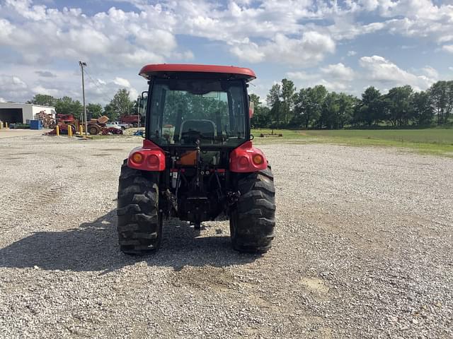 Image of Case IH Farmall 50C equipment image 3