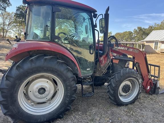 Image of Case IH Farmall 75C equipment image 3