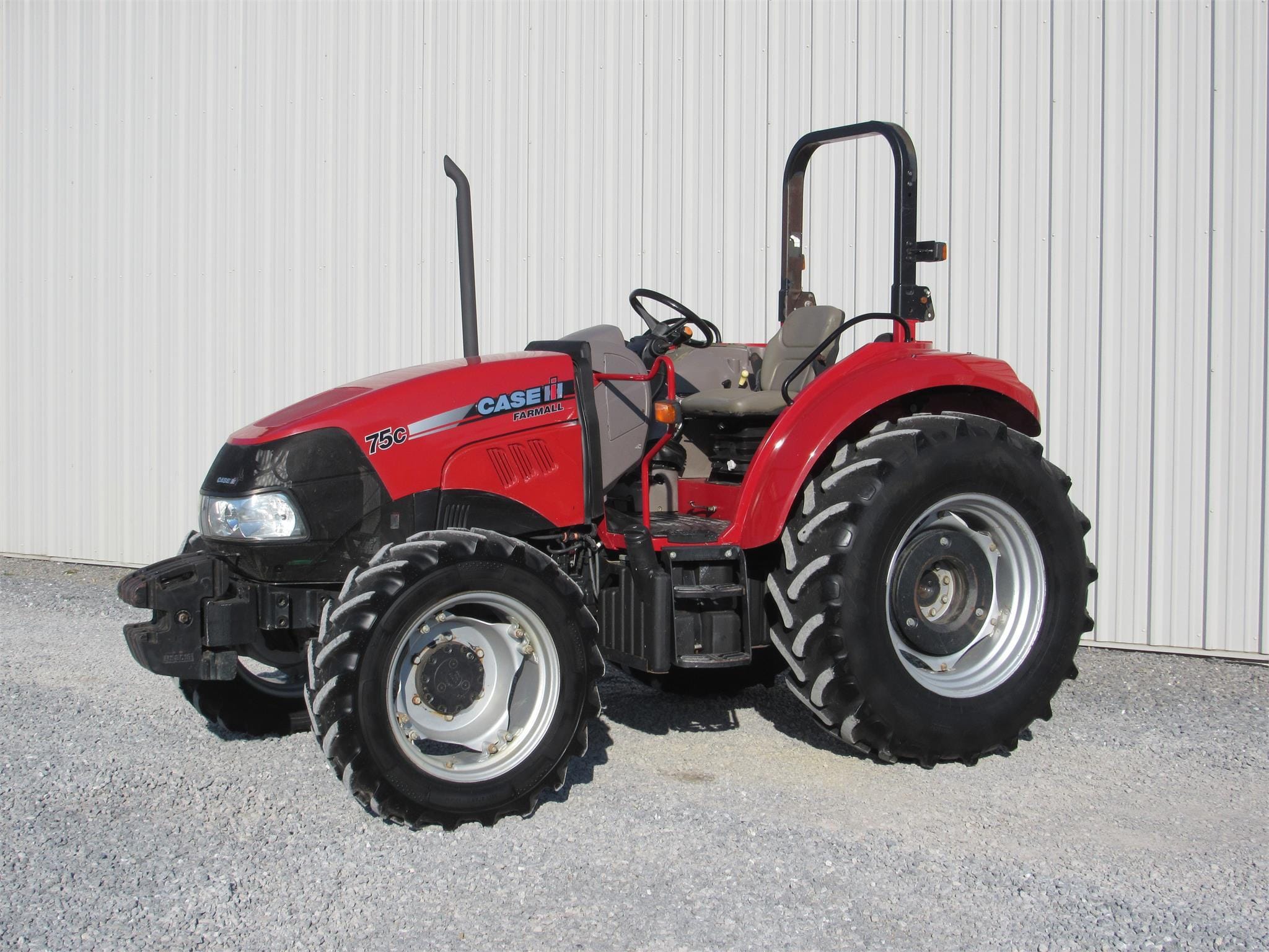 Main image Case IH Farmall 75C