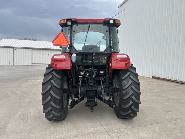 Image of Case IH Farmall 75C equipment image 3