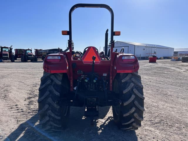 Image of Case IH Farmall 75C equipment image 3