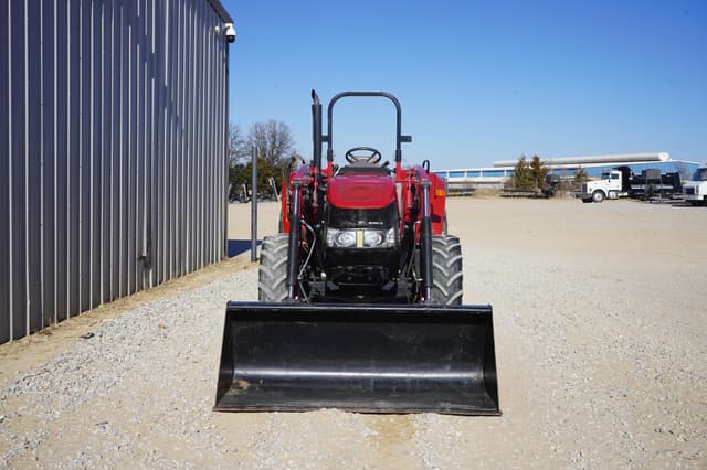 Image of Case IH Farmall 75C equipment image 2