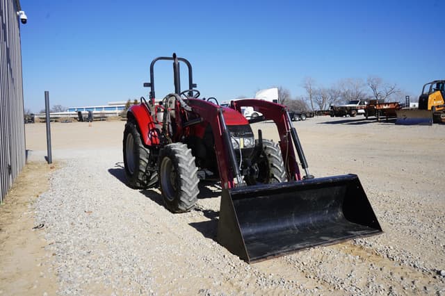 Image of Case IH Farmall 75C equipment image 3