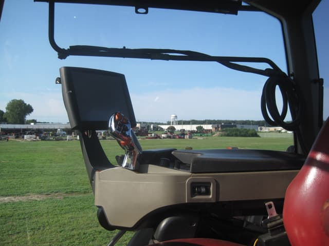 Image of Case IH Magnum 280 equipment image 3