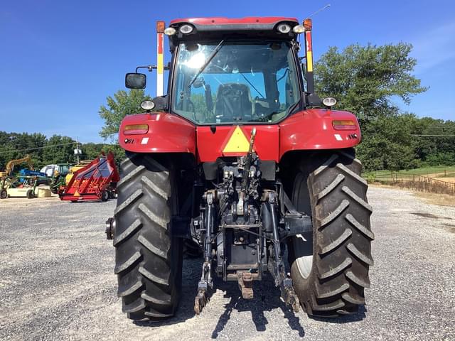 Image of Case IH Magnum 180 equipment image 4