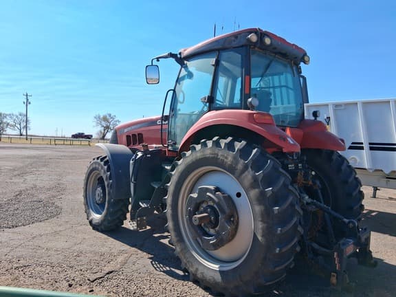 Image of Case IH Magnum 180 equipment image 2