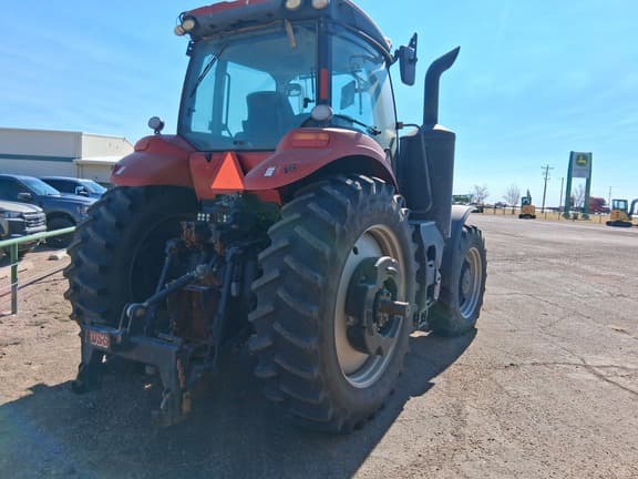Image of Case IH Magnum 180 equipment image 4