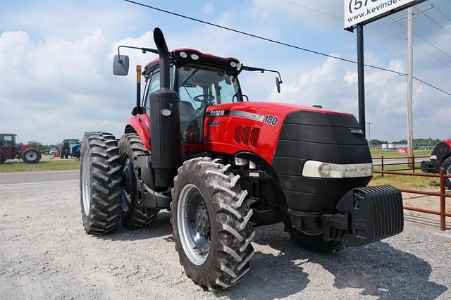 Image of Case IH Magnum 180 equipment image 3