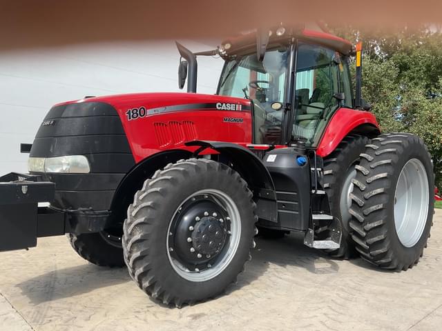 Image of Case IH Magnum 180 equipment image 3