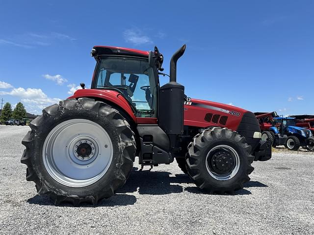 Image of Case IH Magnum 200 equipment image 3