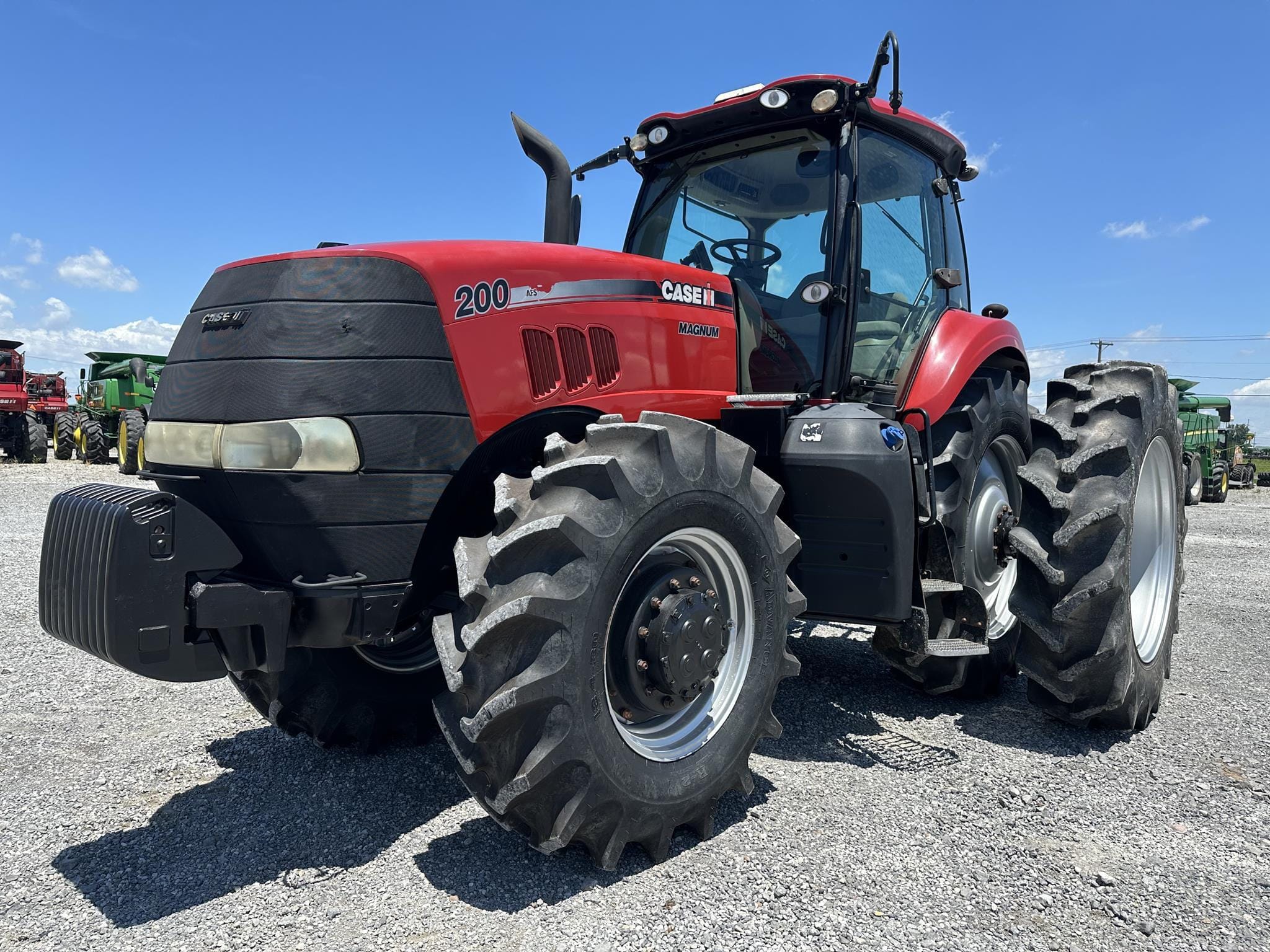 2015 Case IH Magnum 200 Equipment Image0