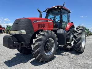 2015 Case IH Magnum 200 Image