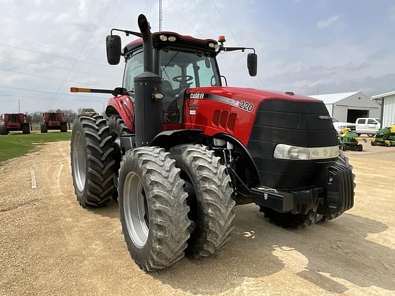 Image of Case IH Magnum 220 Primary image