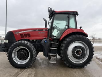 Main image Case IH Magnum 220
