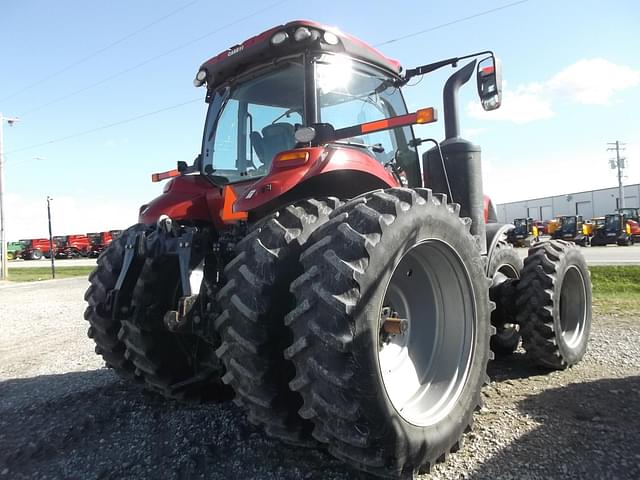 Image of Case IH Magnum 240 equipment image 3