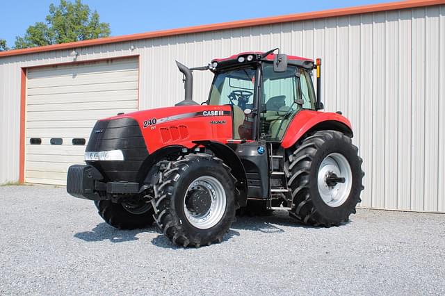 Image of Case IH Magnum 240 CVT equipment image 2