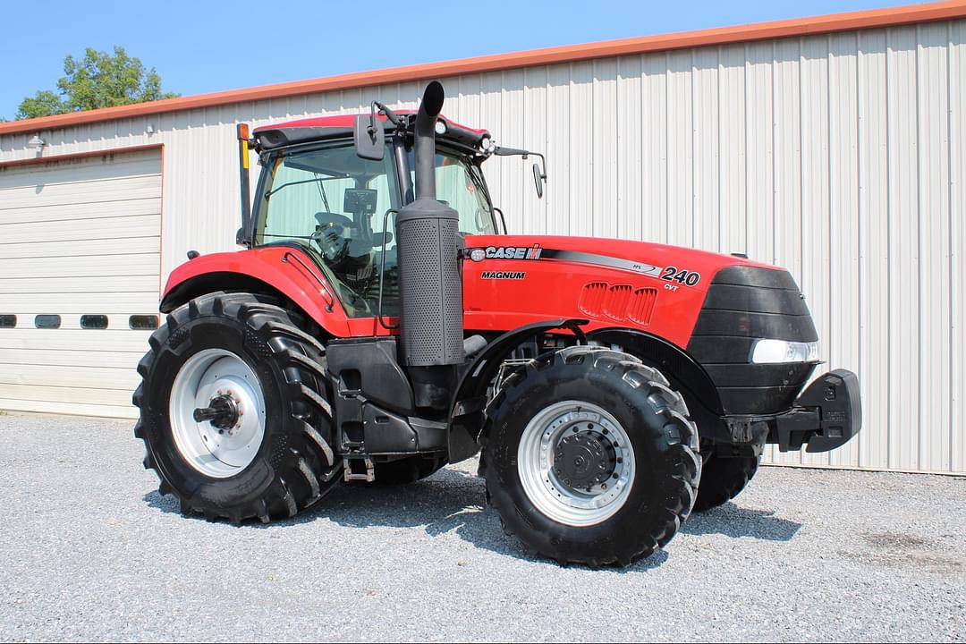 Image of Case IH Magnum 240 CVT Primary image