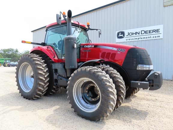 Image of Case IH Magnum 240 equipment image 3