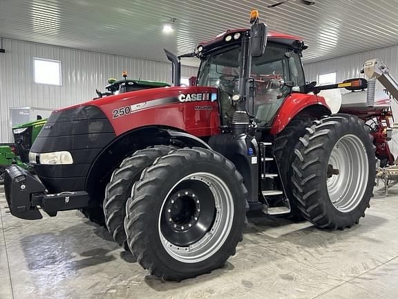 Image of Case IH Magnum 250 Primary image