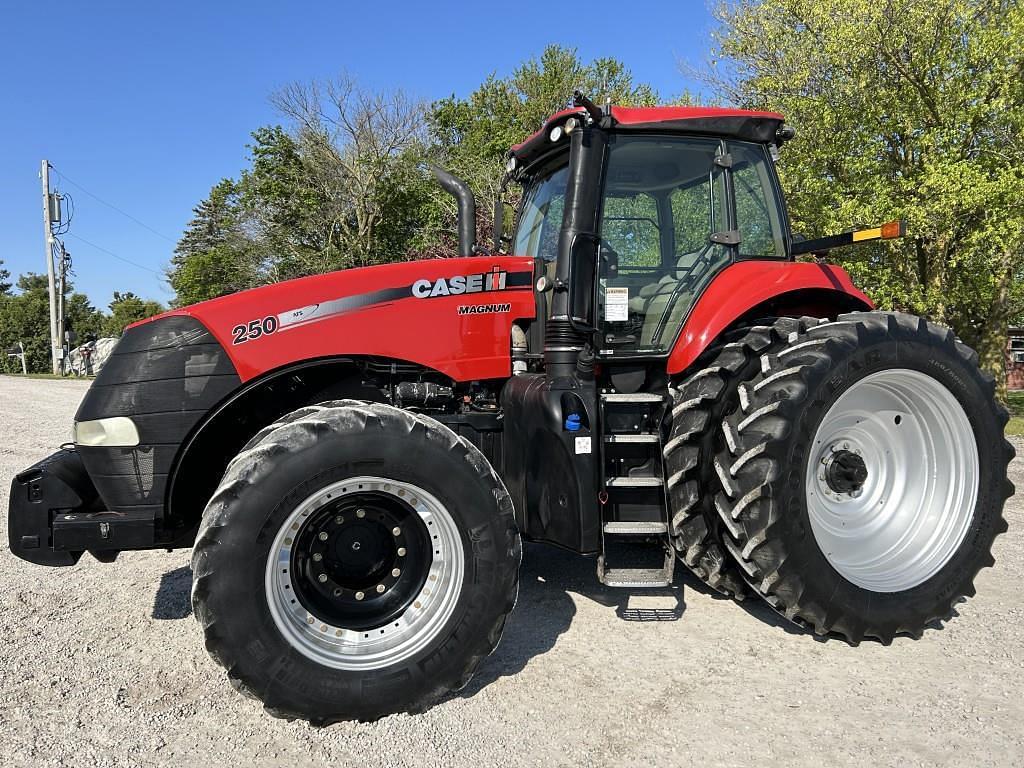 Image of Case IH Magnum 250 Primary image