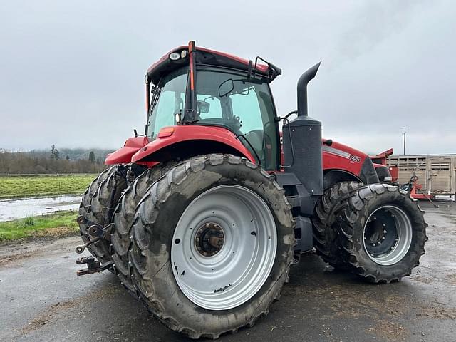 Image of Case IH Magnum 250 CVT equipment image 4