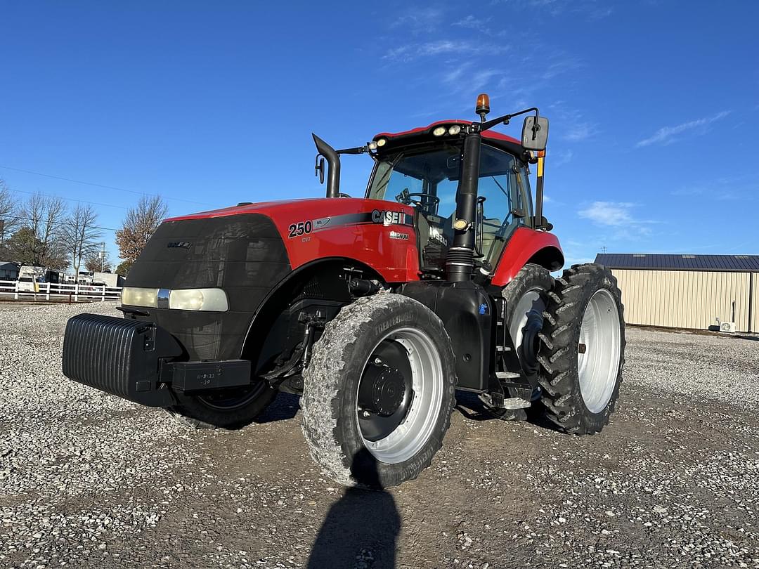 Image of Case IH Magnum 250 CVT Primary image