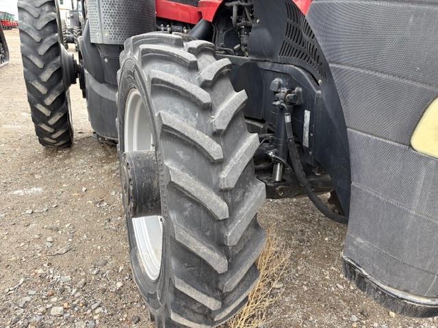 Image of Case IH Magnum 250 equipment image 2