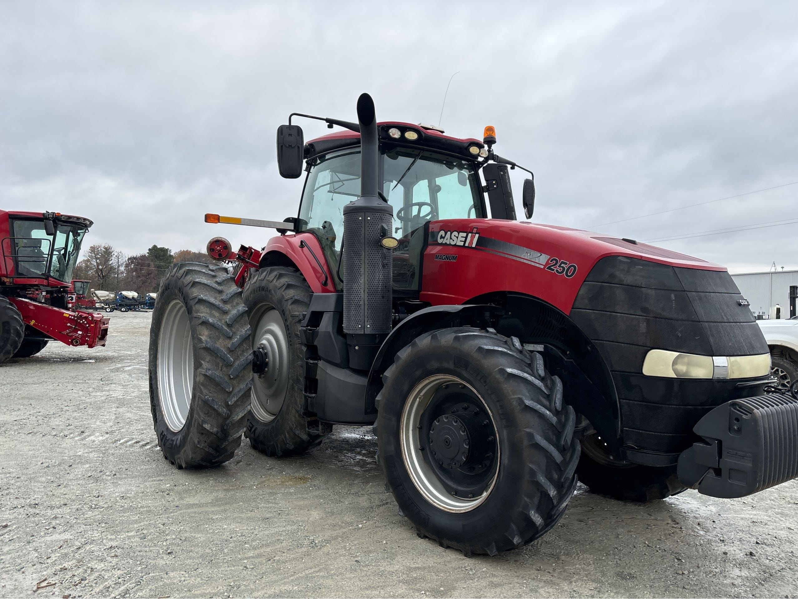 2015 Case IH Magnum 250 Equipment Image0
