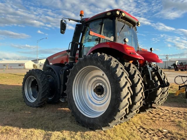 Image of Case IH Magnum 280 equipment image 4