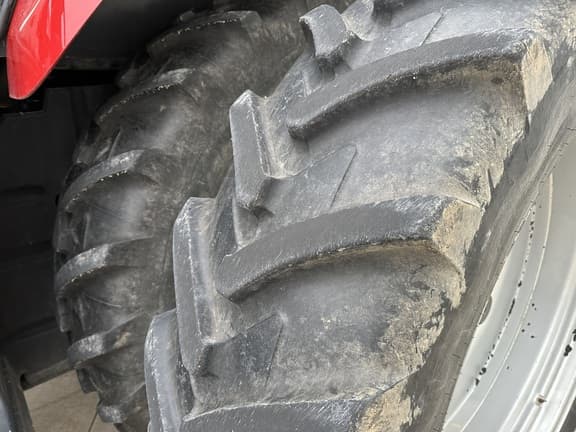 Image of Case IH Magnum 280 equipment image 4