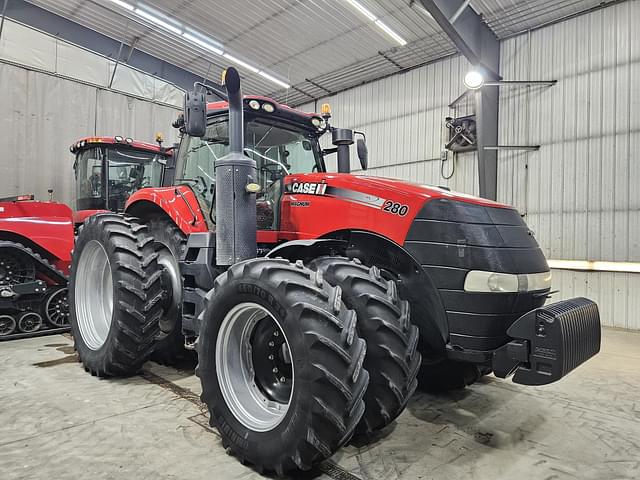 Image of Case IH Magnum 280 equipment image 2