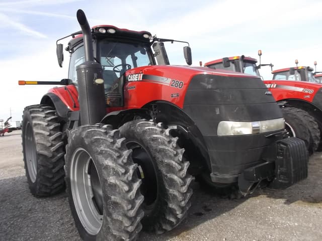 Image of Case IH Magnum 280 equipment image 2