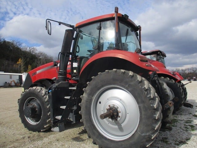2015 Case IH Magnum 280 Equipment Image0