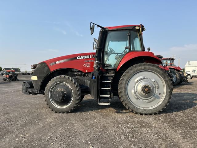 Image of Case IH Magnum 180 equipment image 1