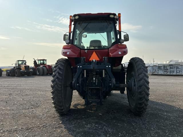 Image of Case IH Magnum 180 equipment image 3