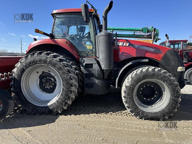 Image of Case IH Magnum 280 equipment image 2