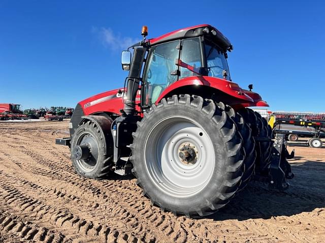 Image of Case IH Magnum 310 equipment image 2