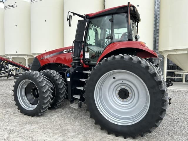 Image of Case IH Magnum 310 equipment image 4