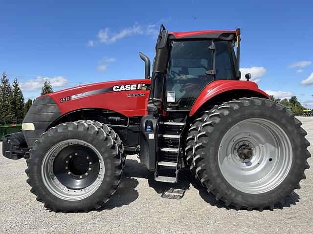 Image of Case IH Magnum 310 equipment image 2