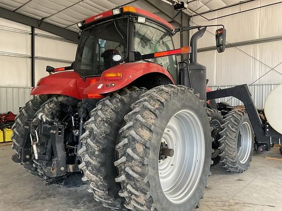 Image of Case IH Magnum 310 equipment image 2