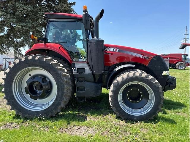 Image of Case IH Magnum 310 equipment image 3