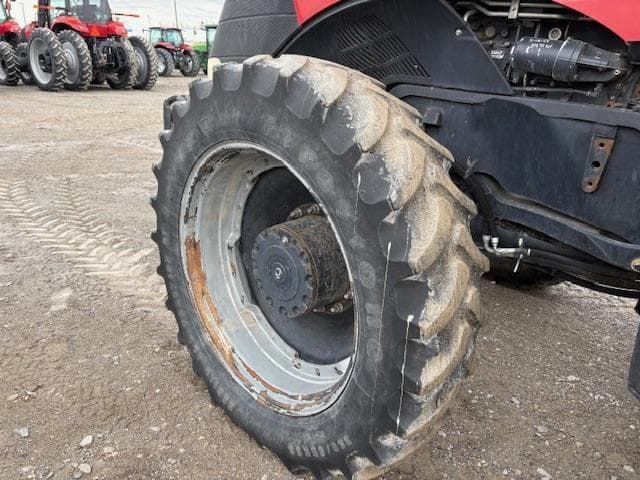 Image of Case IH Magnum 310 equipment image 4