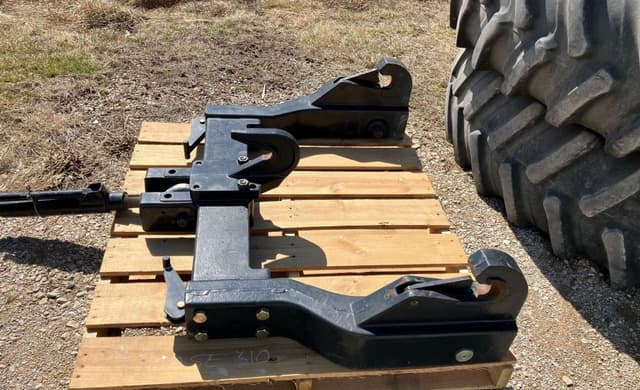 Image of Case IH Magnum 310 equipment image 4