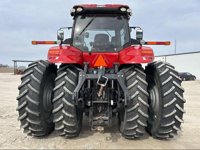 Image of Case IH Magnum 310 equipment image 3