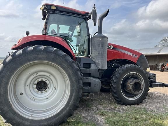 Image of Case IH Magnum 310 Rowtrac equipment image 1