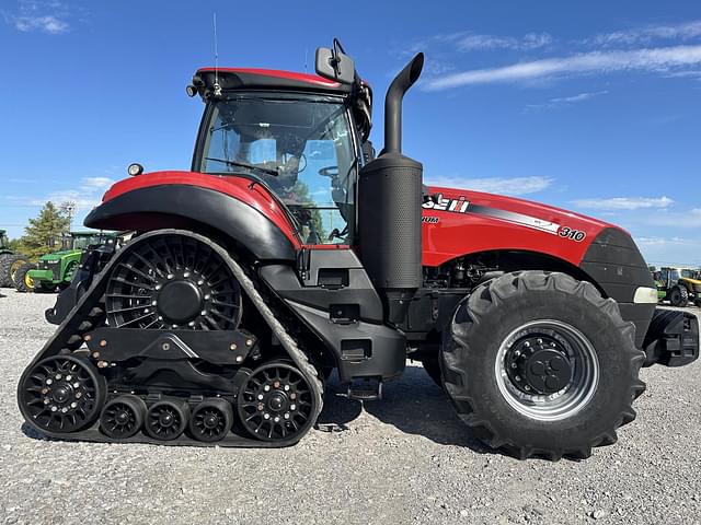 Image of Case IH Magnum 310 Rowtrac equipment image 3